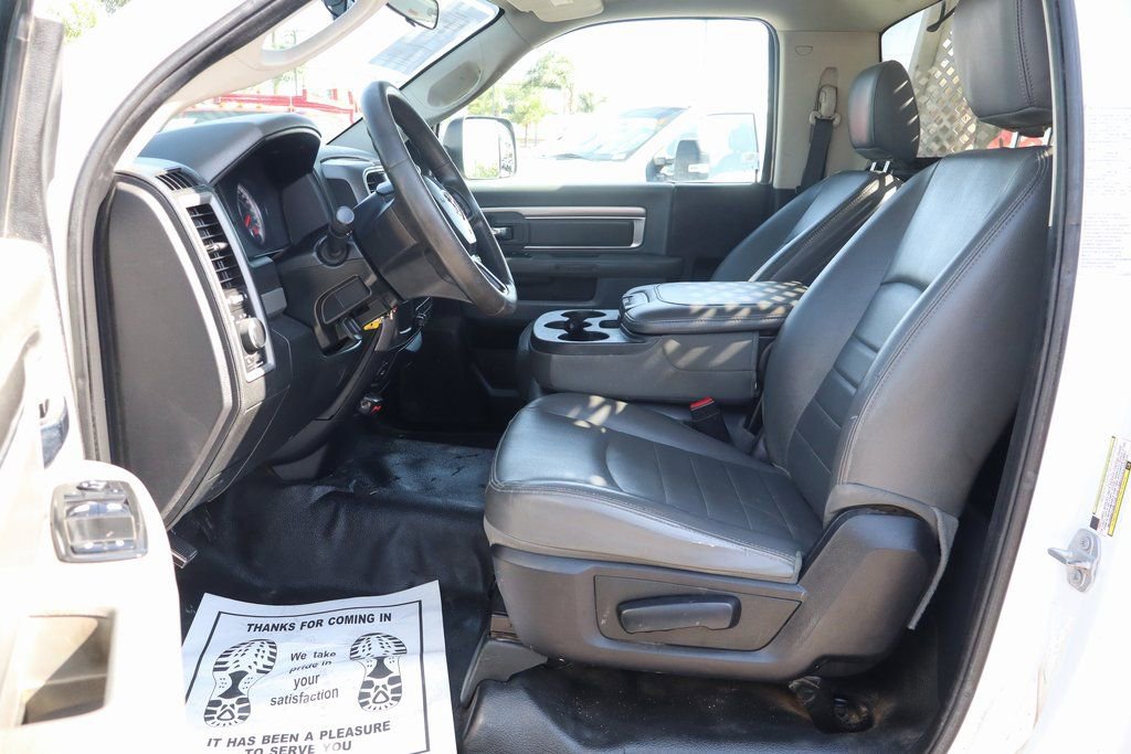 Used 2018 RAM 4500 Tradesman w/ Power & Remote Entry Group image 19