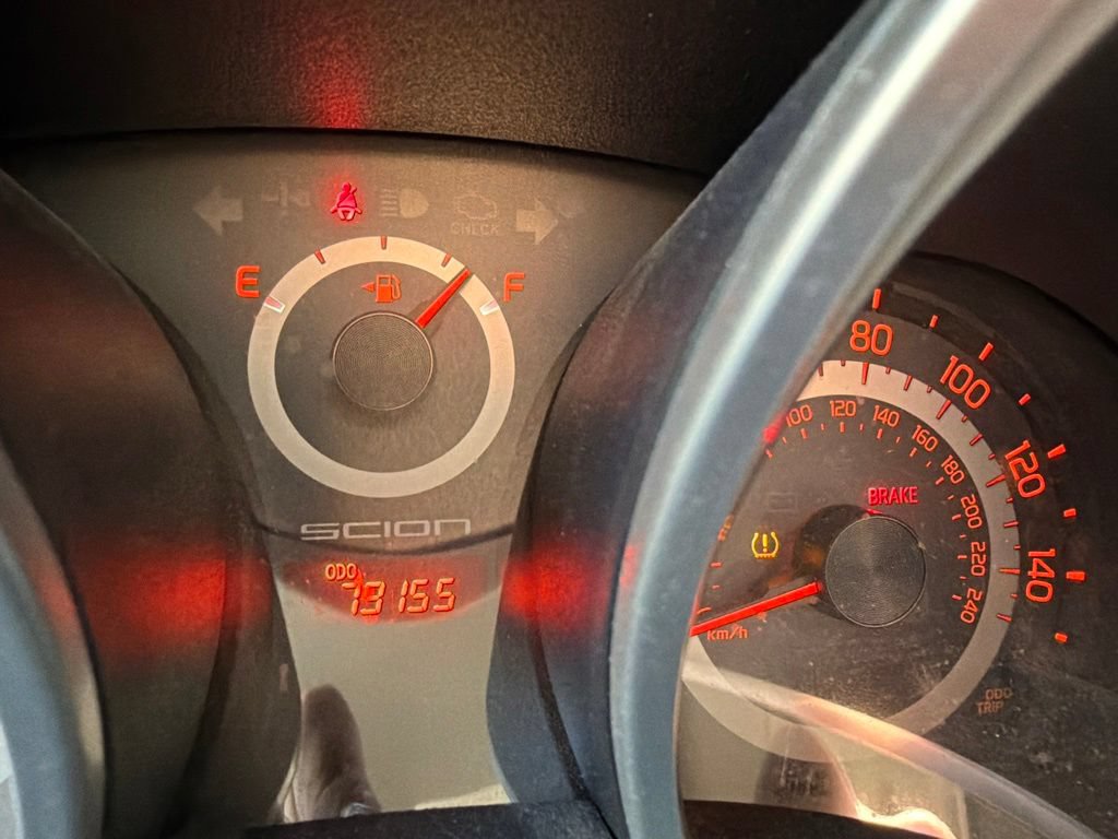 Used 2014 Scion tC FWD image 9