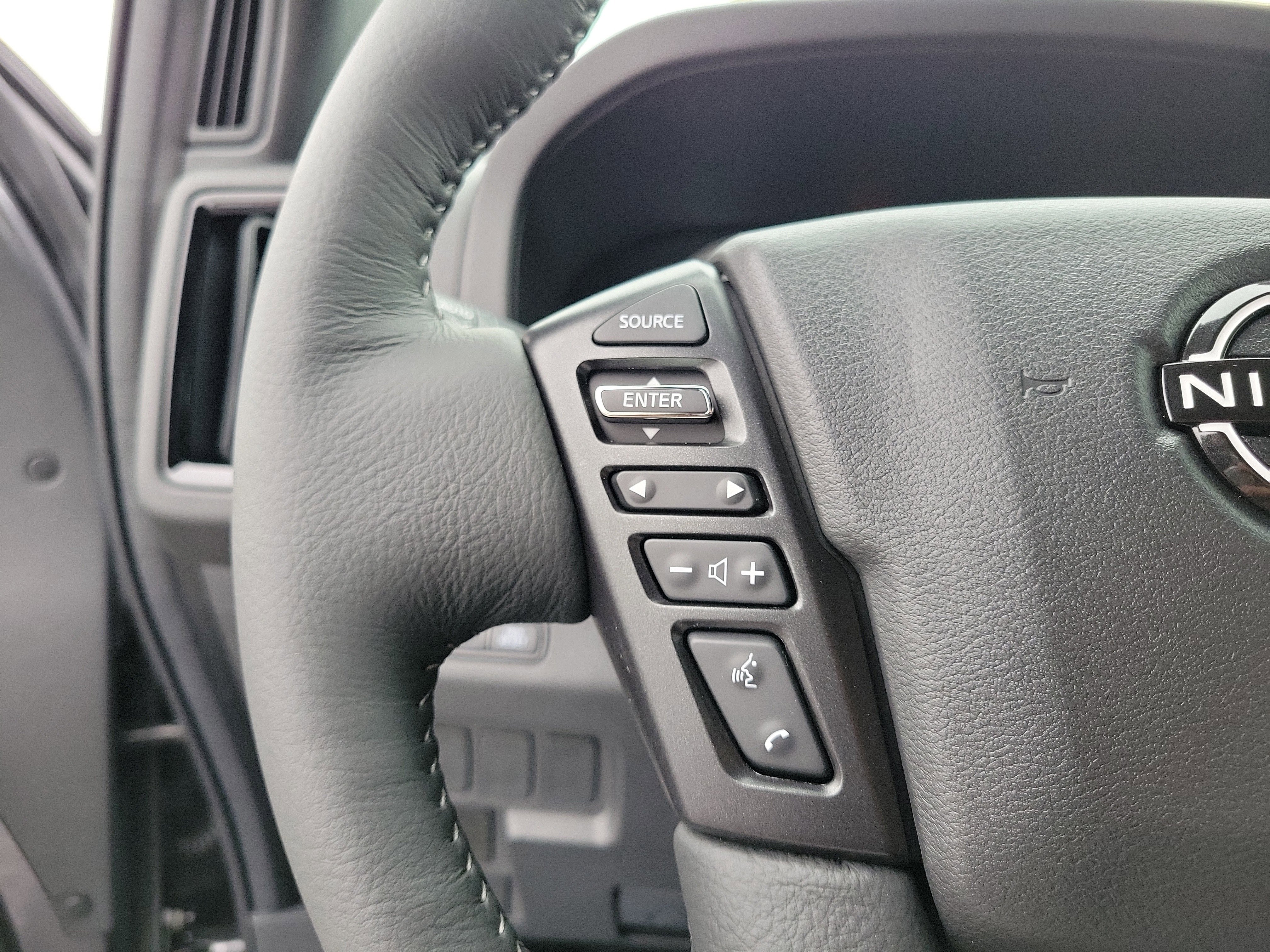 New 2026 Nissan Frontier SV image 22