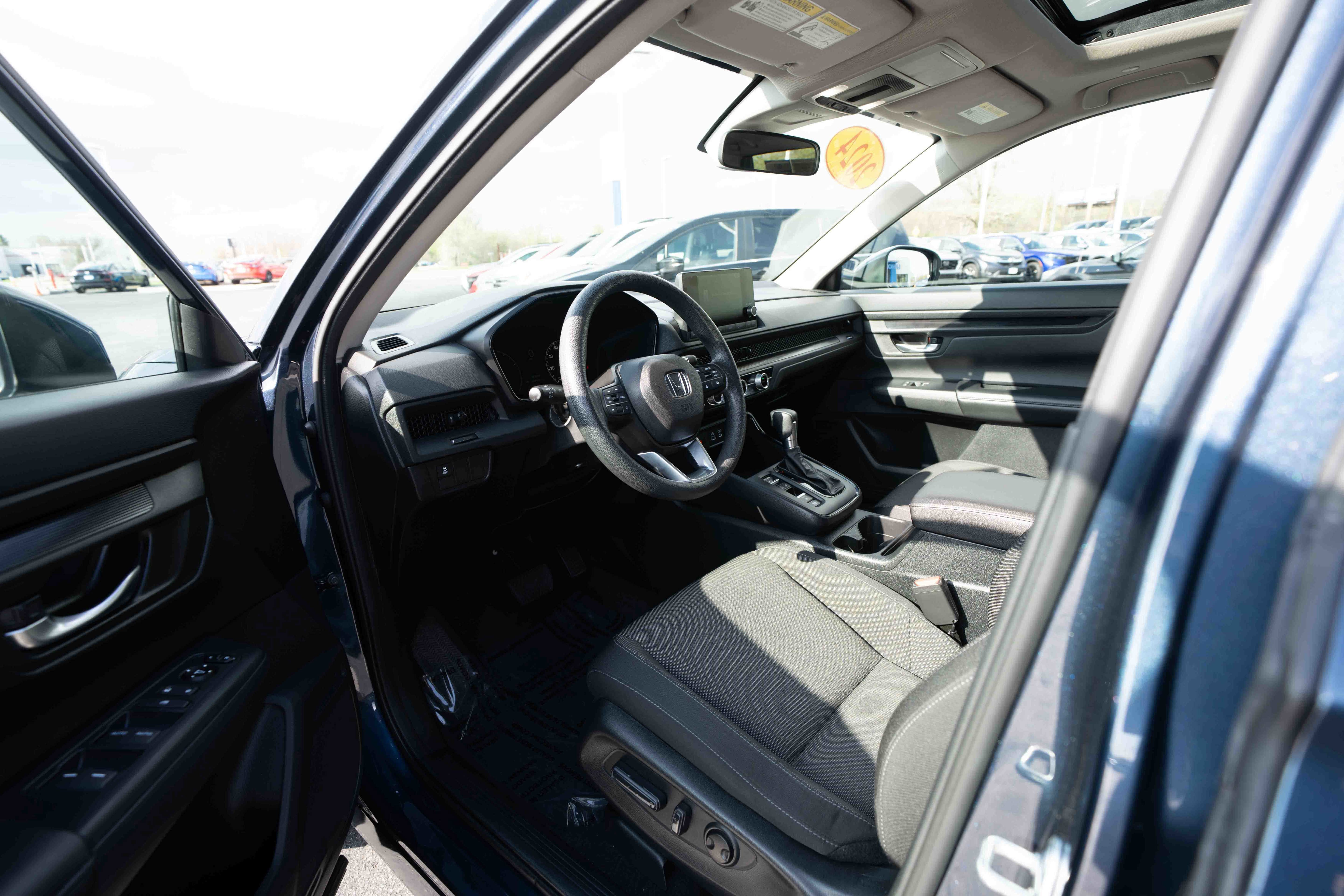 Used 2024 Honda CR-V EX image 8