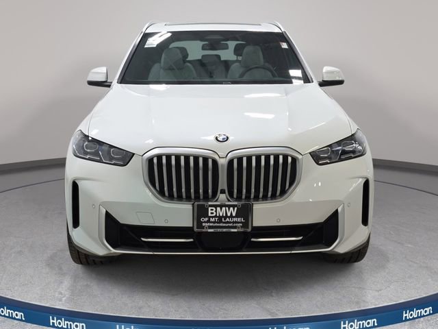 Used 2024 BMW X5 xDrive40i w/ Premium Package image 3