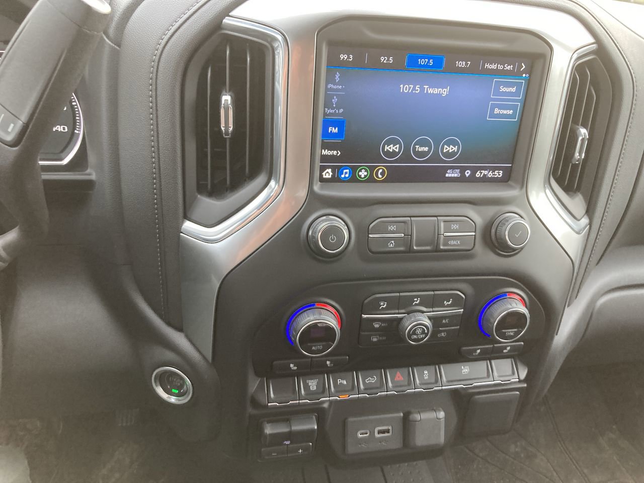 Used 2020 Chevrolet Silverado 2500 LT w/ All Star Edition AWD/4WD image 16