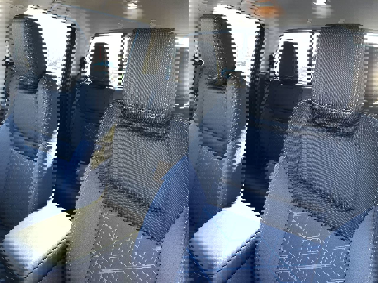 New 2026 Nissan Frontier SV w/ SV Convenience Package image 21