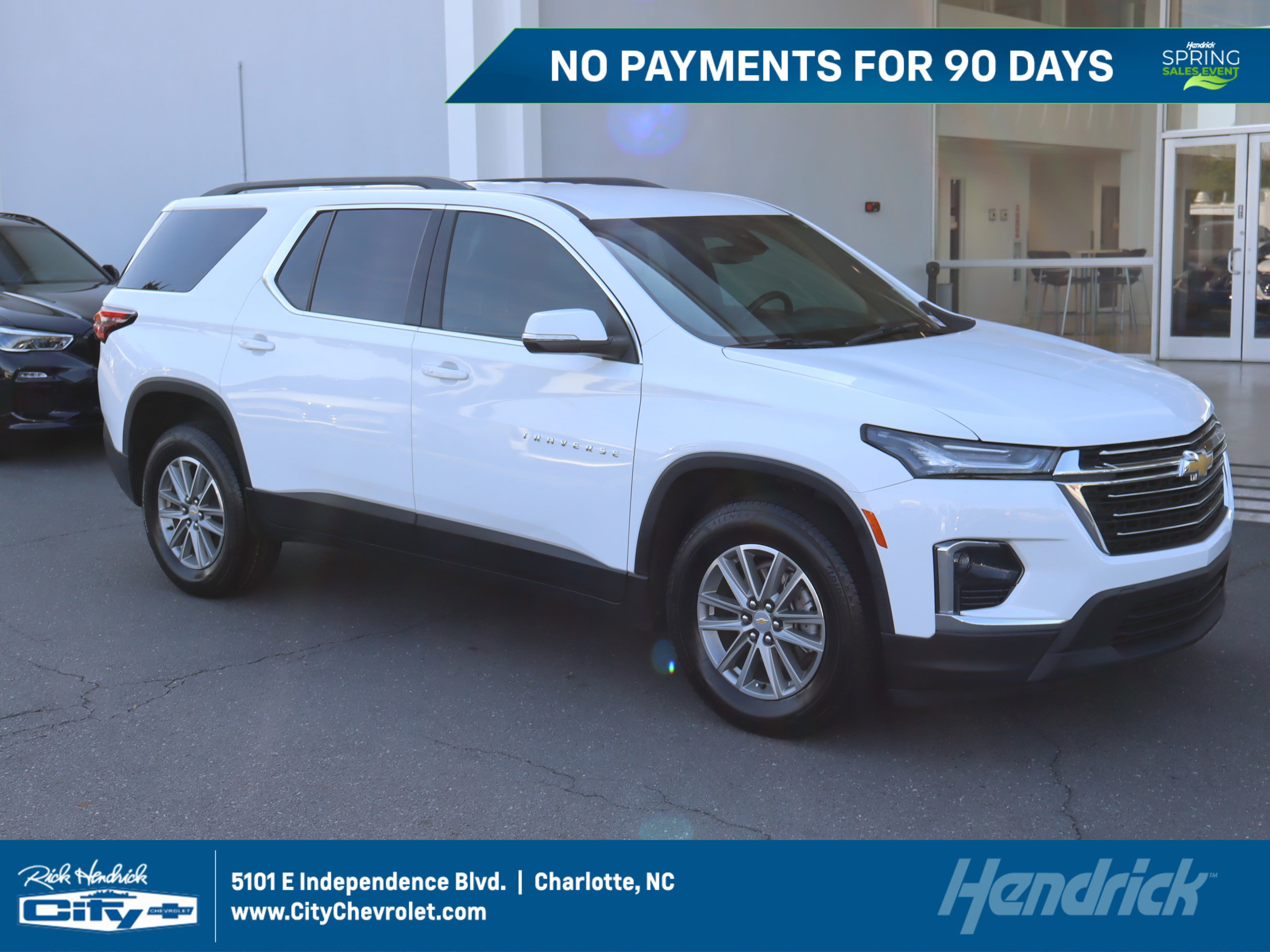 Used 2023 Chevrolet Traverse LT