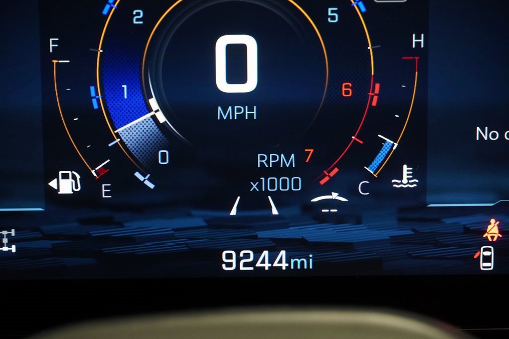 Certified 2025 Chevrolet Tahoe LS image 4