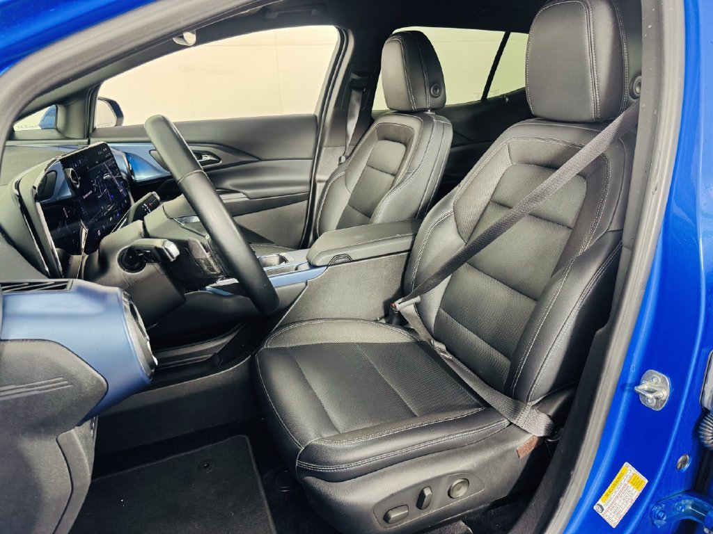 Used 2024 Chevrolet Equinox EV LT FWD image 7