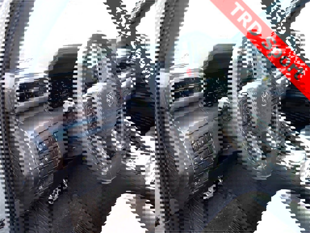 Used 2024 Toyota Tacoma TRD Sport image 16