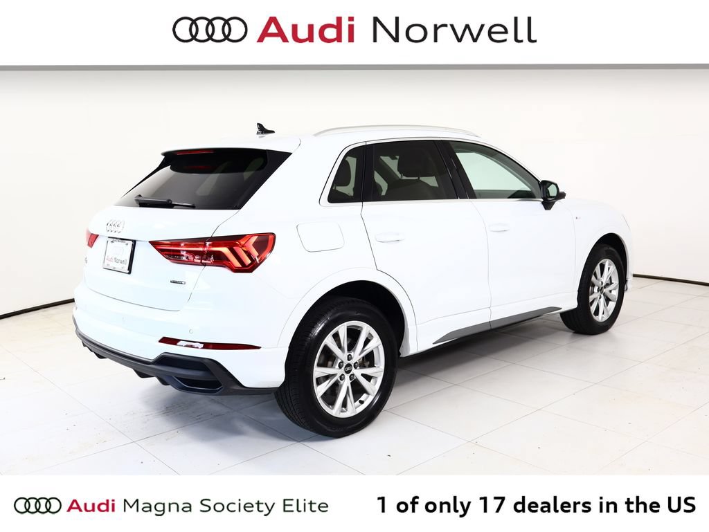 Certified 2025 Audi Q3 2.0T Premium w/ Convenience Package AWD/4WD image 17