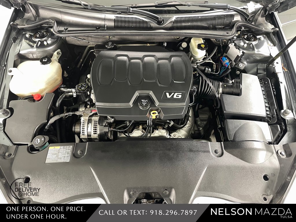 Used 2011 Buick Lucerne CXL image 51