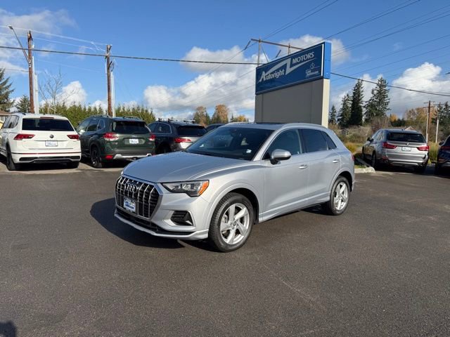 Used 2019 Audi Q3 2.0T Premium image 10