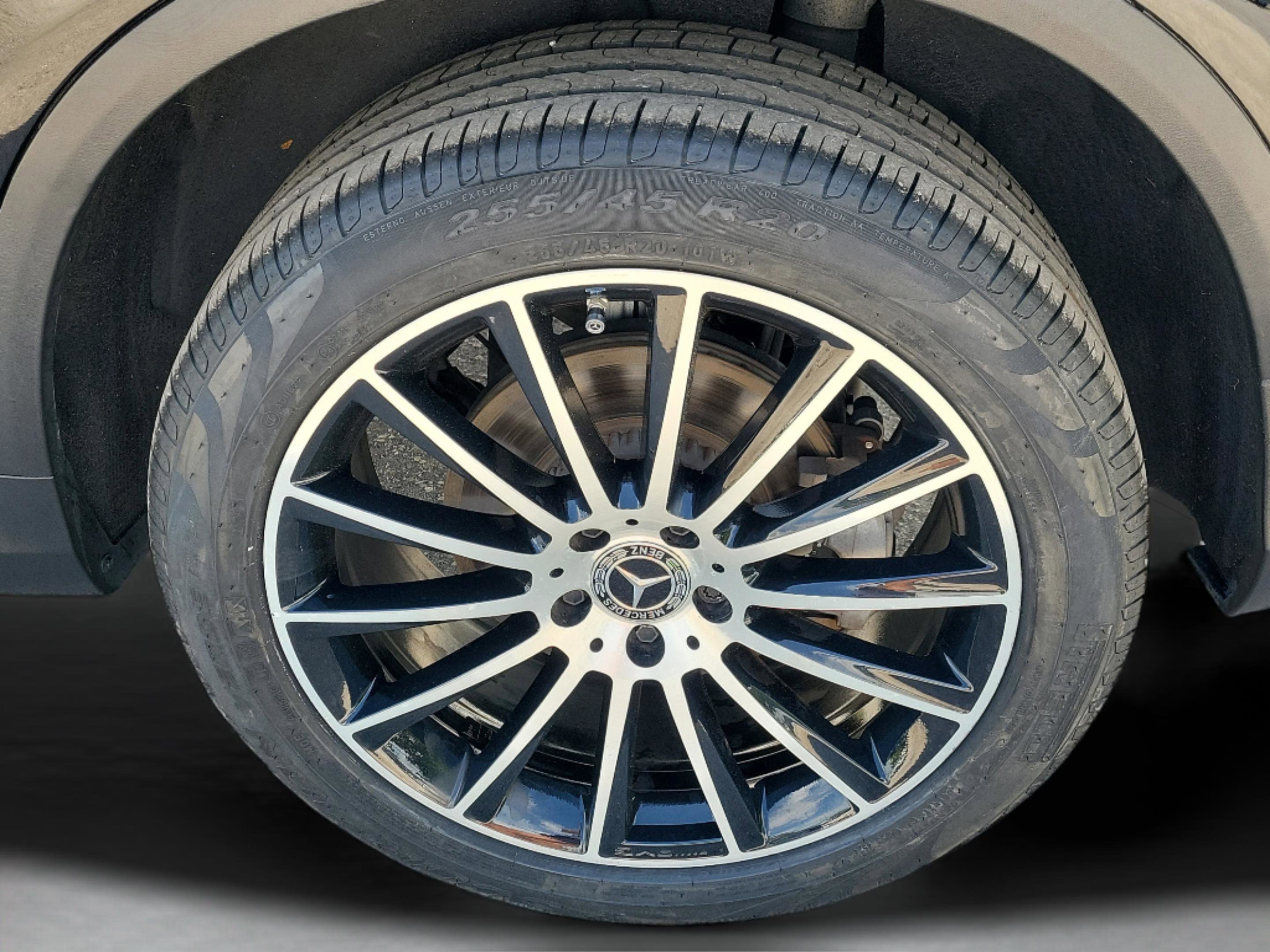Certified 2022 Mercedes-Benz GLC 300 image 29
