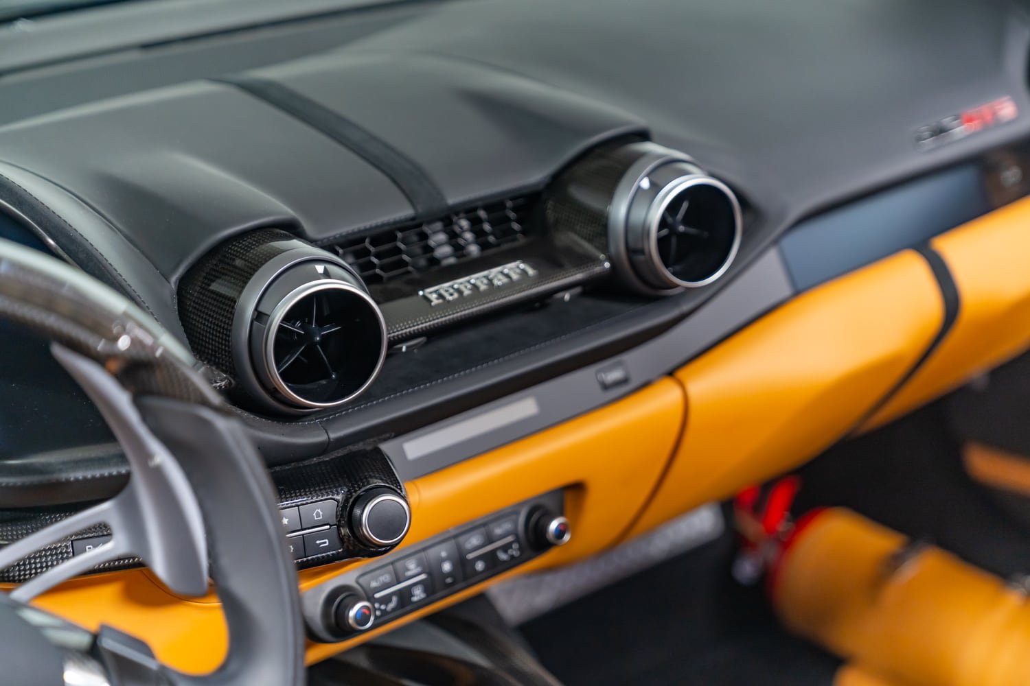 Certified 2023 Ferrari 812 GTS RWD image 30
