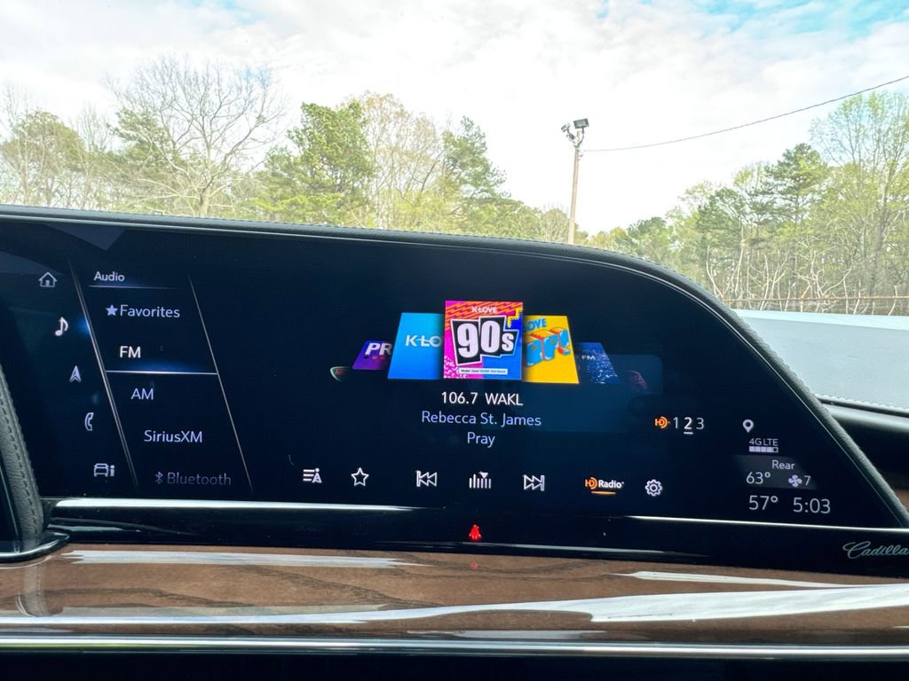 Used 2023 Cadillac Escalade ESV Premium Luxury Platinum image 26