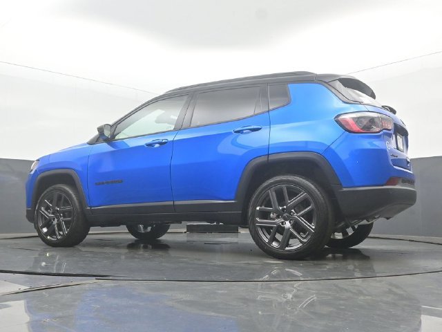 New 2026 Jeep Compass Limited w/ Sun, Sound & Navigation Group AWD/4WD image 45