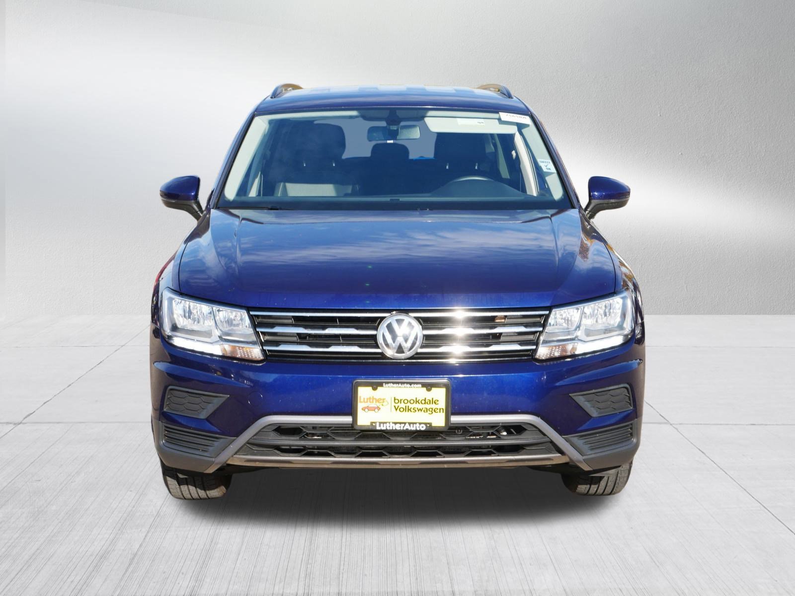 Used 2021 Volkswagen Tiguan SE image 2