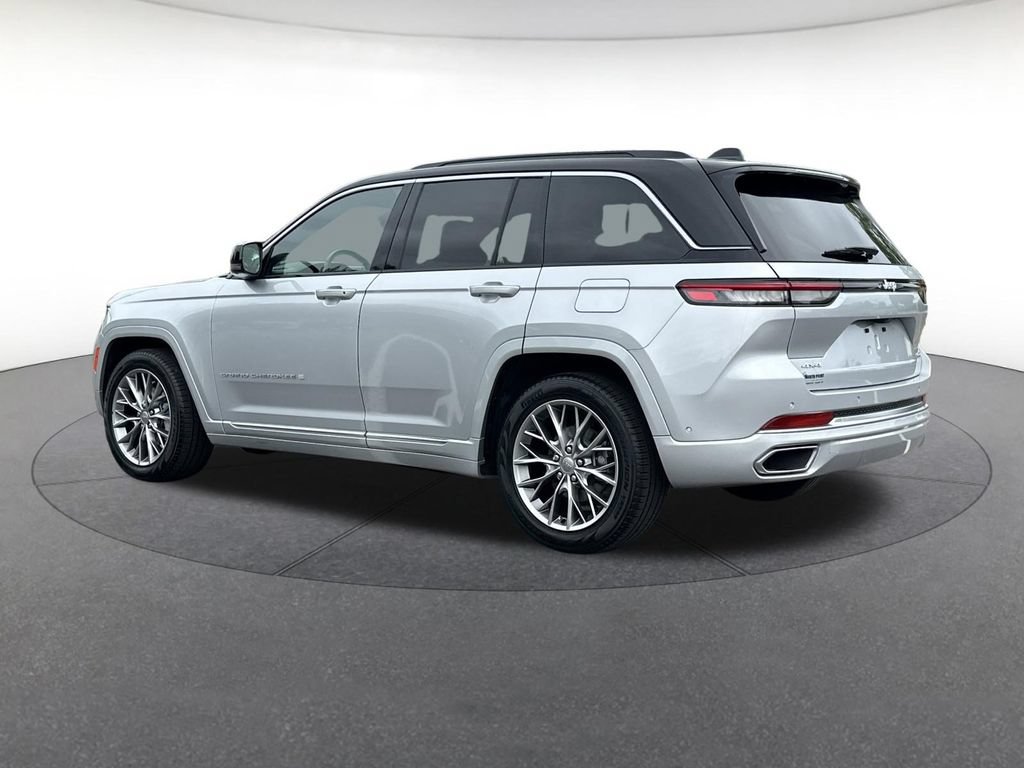 Certified 2025 Jeep Grand Cherokee Summit AWD/4WD image 3