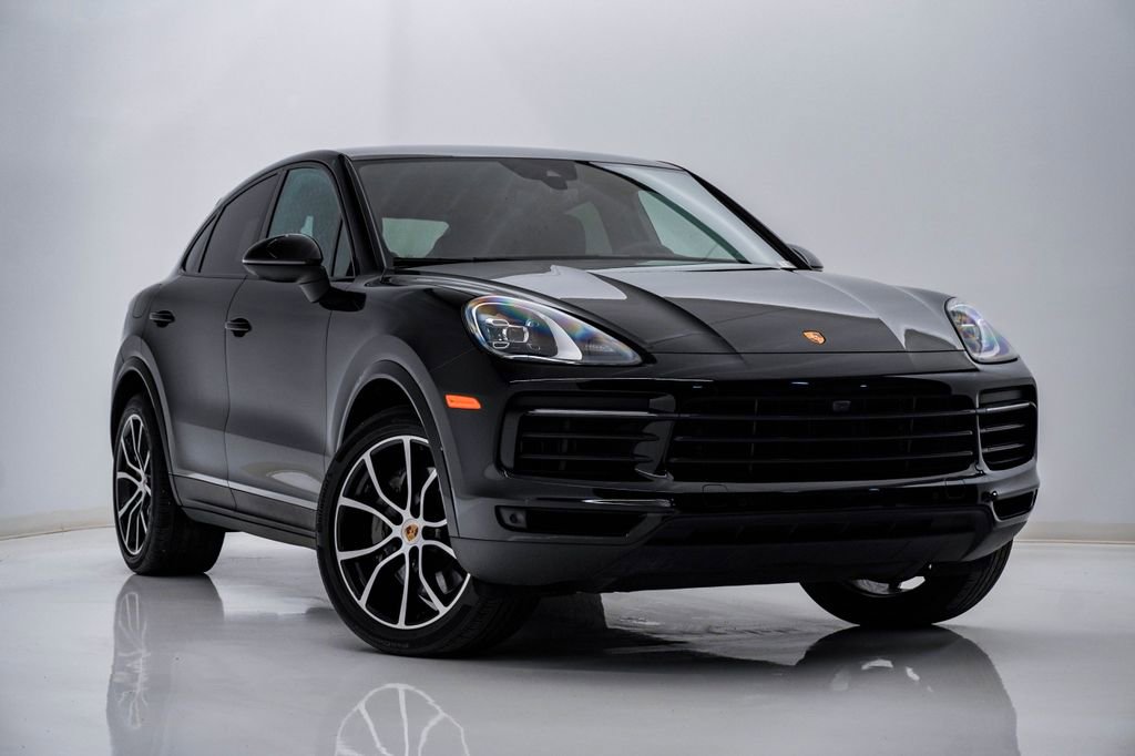 Certified 2023 Porsche Cayenne S image 8
