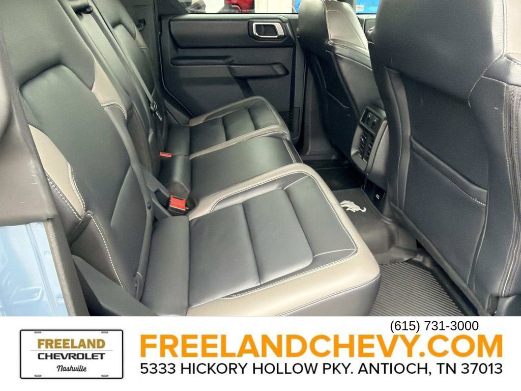 Used 2025 Ford Bronco Outer Banks image 22