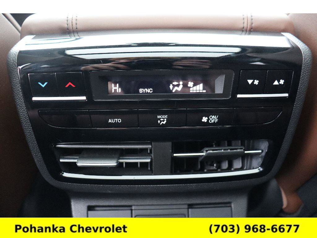 Used 2024 Acura MDX SH-AWD w/ Technology Package image 24