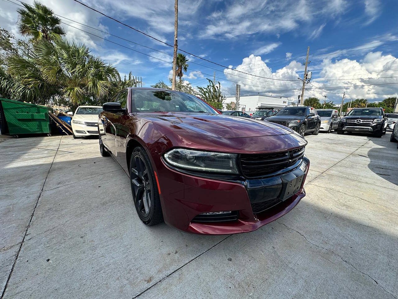 Used 2022 Dodge Charger SXT w/ Plus Group RWD image 4
