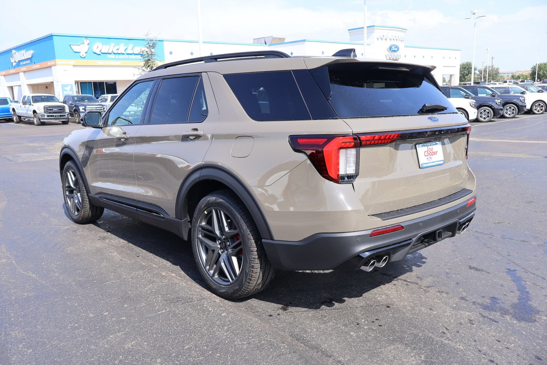 New 2026 Ford Explorer ST w/ Sun And Sound Package AWD/4WD image 25