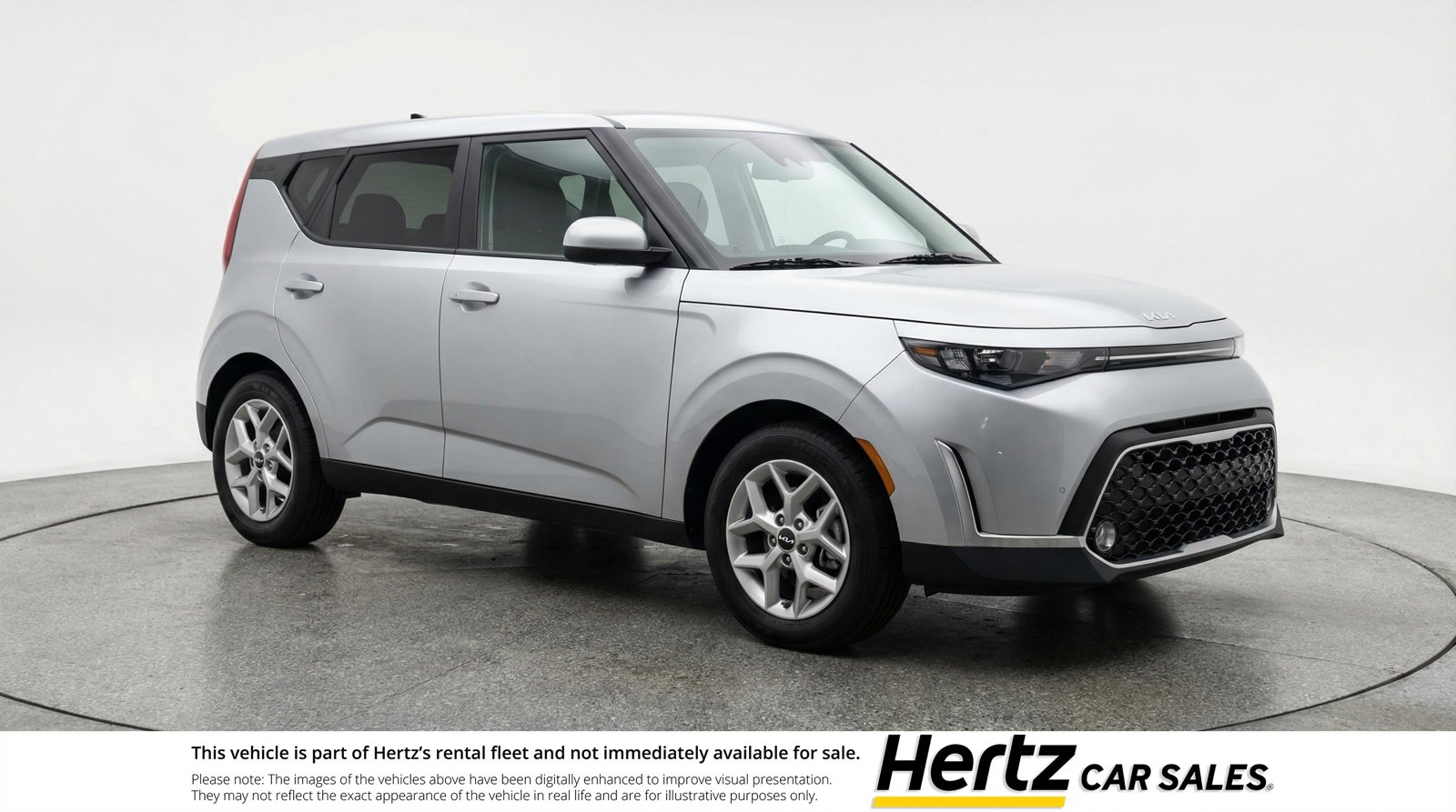 Used 2025 Kia Soul LX w/ LX Technology Package FWD image 1