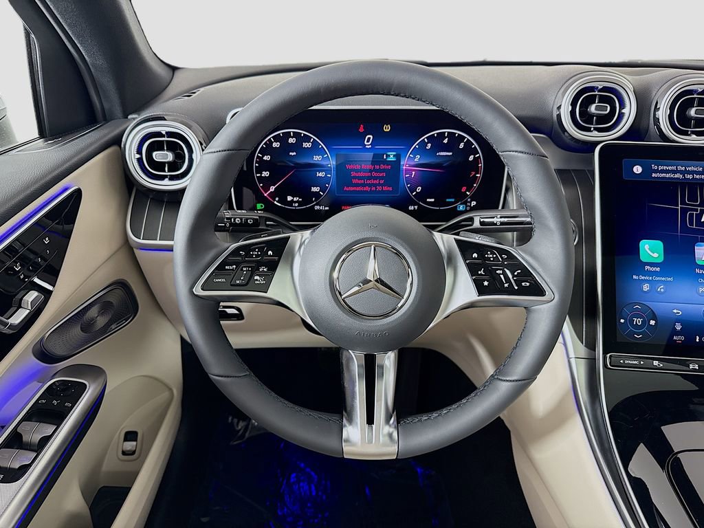 Used 2026 Mercedes-Benz GLC 300 4MATIC image 11
