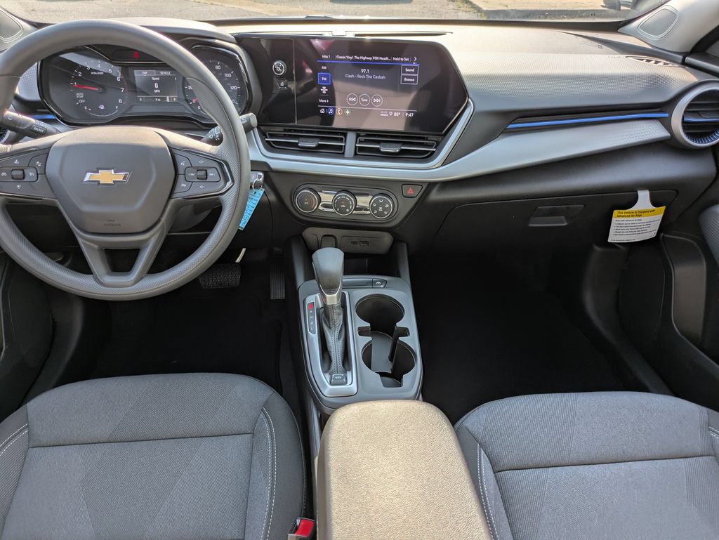 New 2026 Chevrolet Trax LT FWD image 15
