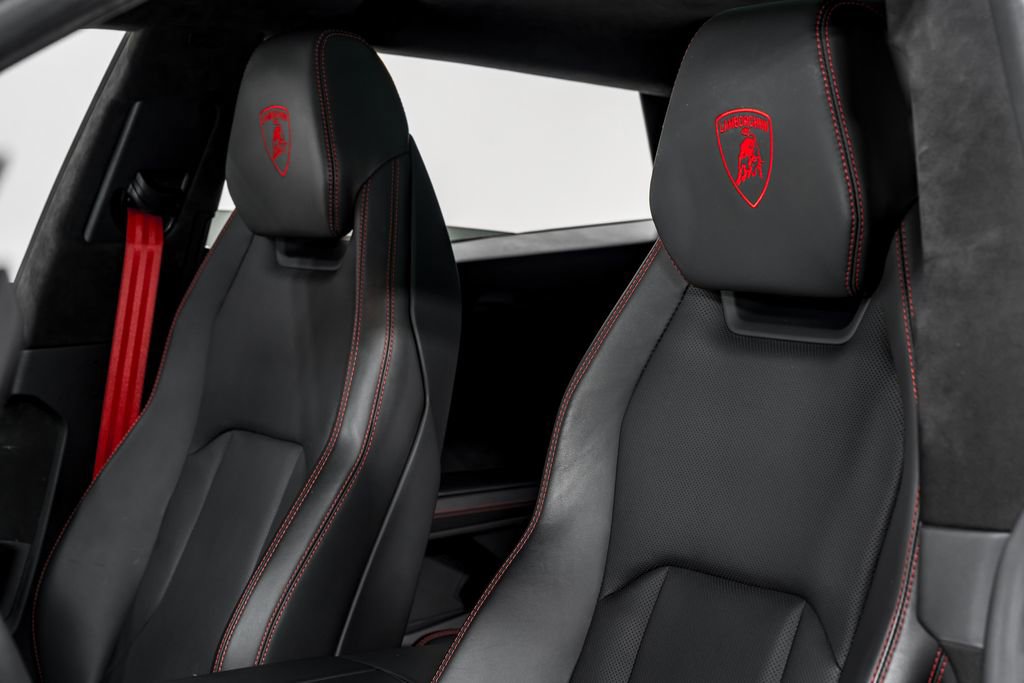 Used 2023 Lamborghini Urus S AWD/4WD image 19