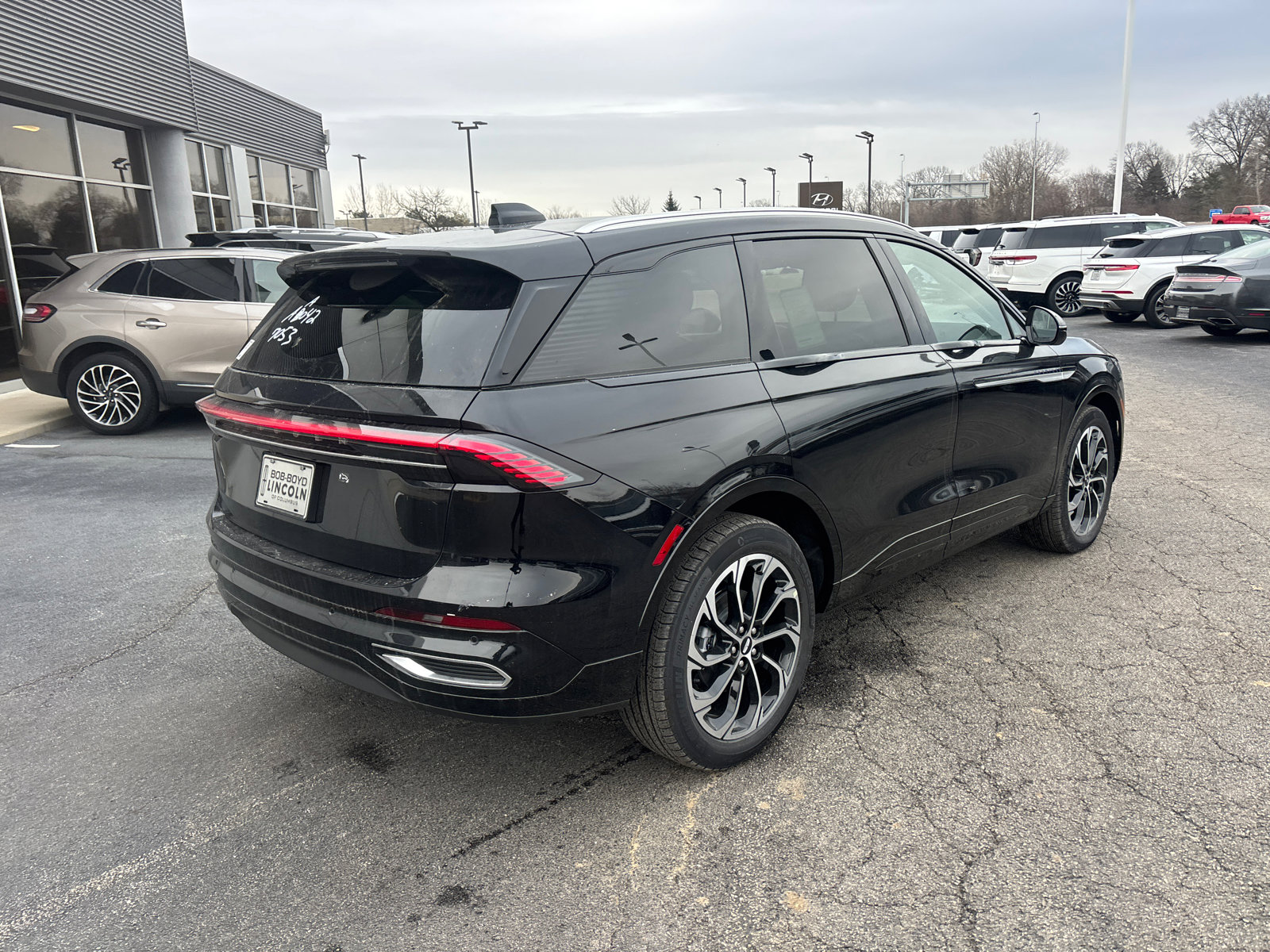 New 2026 Lincoln Nautilus Reserve image 7