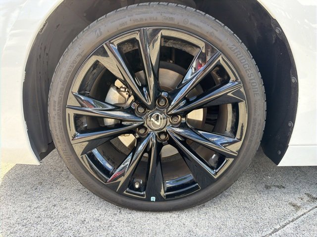 Used 2024 Lexus ES 350 F Sport image 2