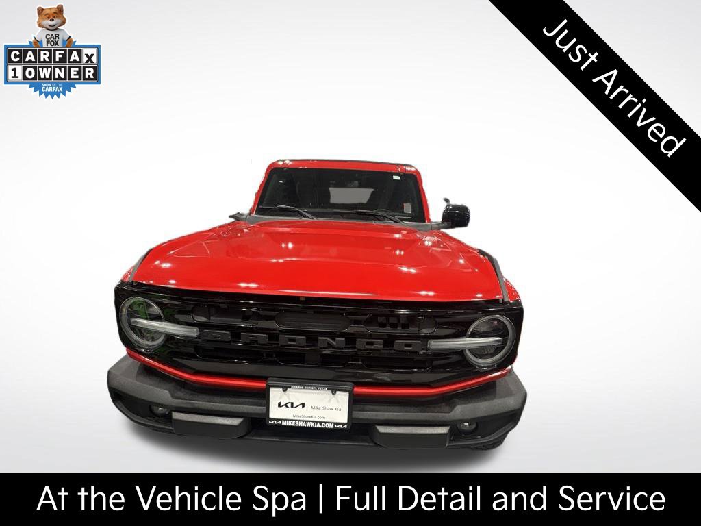 Used 2023 Ford Bronco Outer Banks AWD/4WD image 3