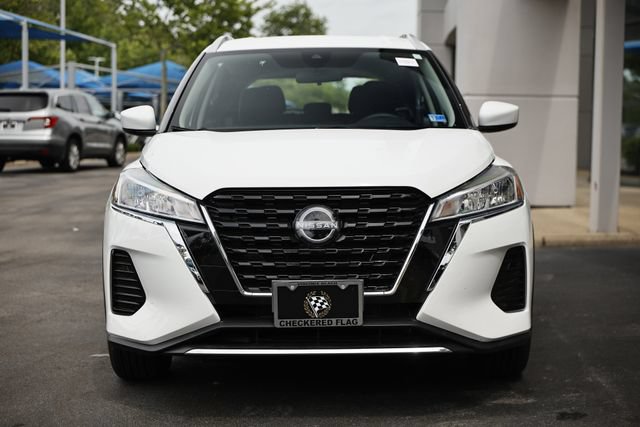 Used 2024 Nissan Kicks SV FWD image 13