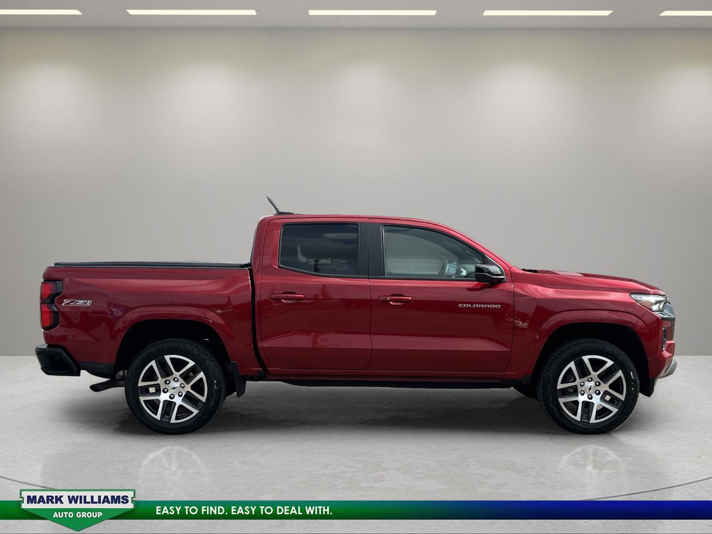 Used 2023 Chevrolet Colorado Z71 w/ Z71 Convenience Package 2 image 2
