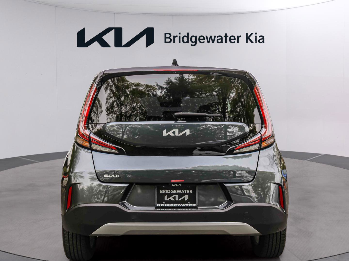 Certified 2025 Kia Soul LX w/ LX Technology Package FWD image 6