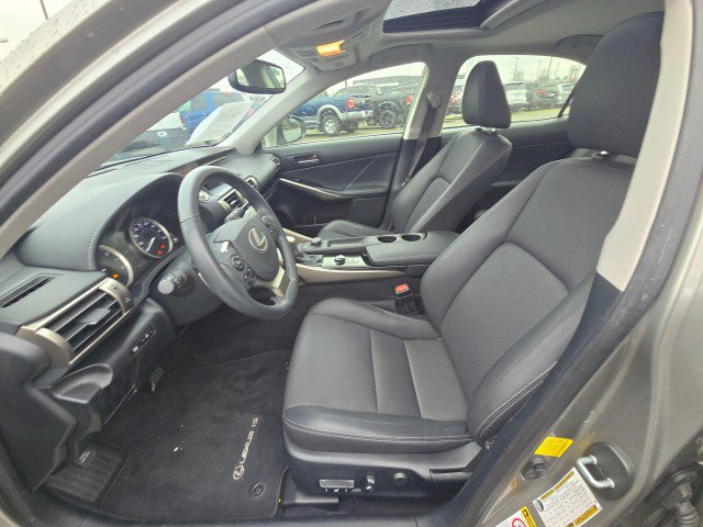 Used 2014 Lexus IS 250 image 23