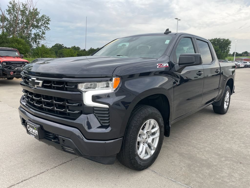 Used 2022 Chevrolet Silverado 1500 RST AWD/4WD image 8