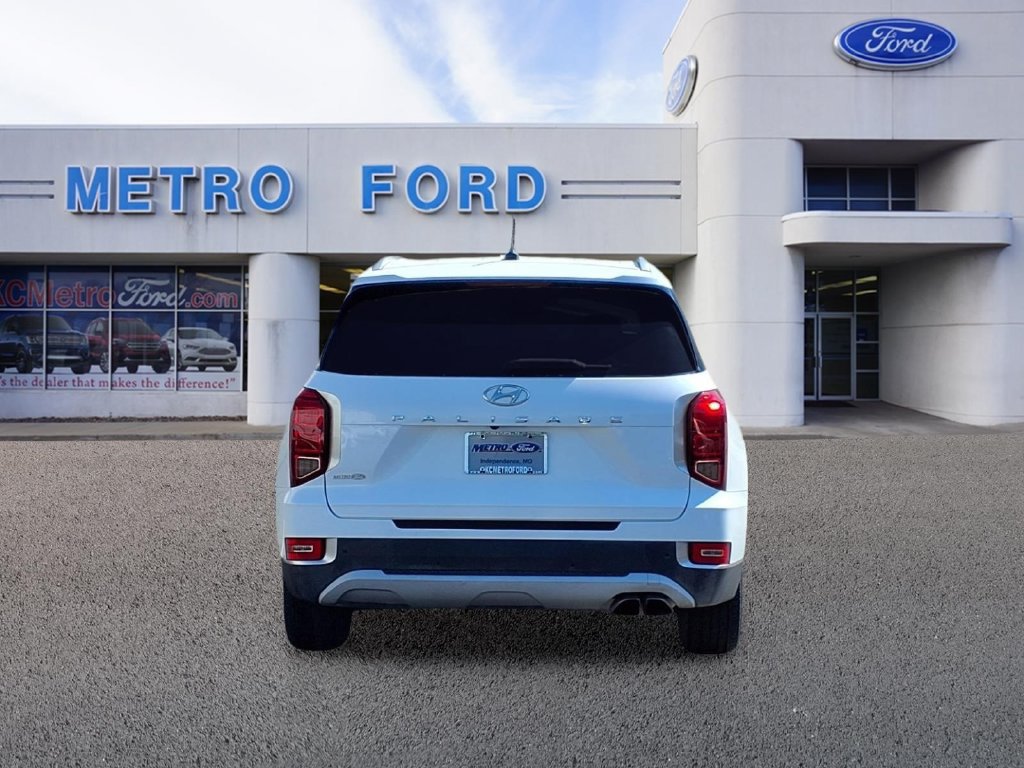Used 2022 Hyundai Palisade SEL w/ Cargo Package FWD image 4