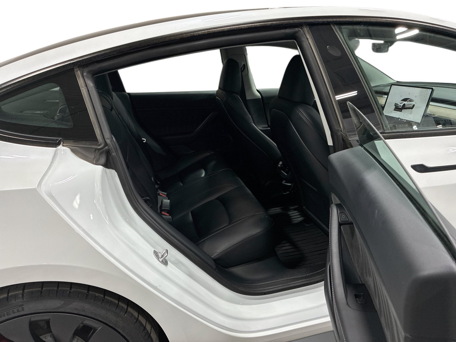 Certified 2023 Tesla Model 3 Performance AWD/4WD image 11