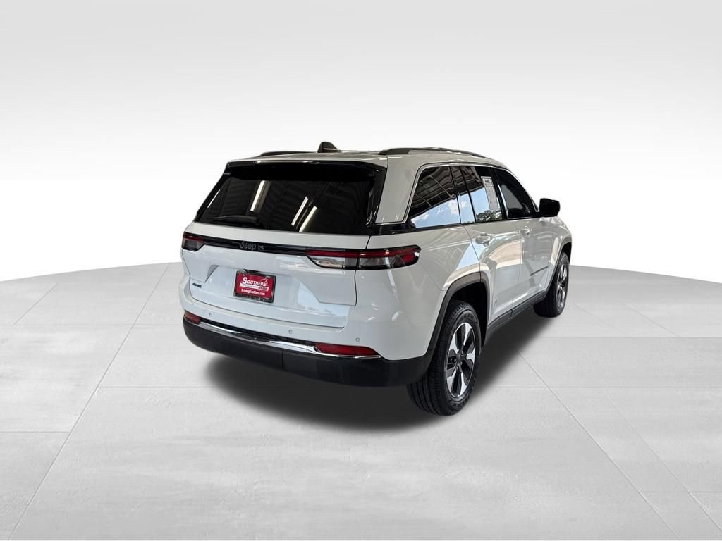 Used 2022 Jeep Grand Cherokee Limited 4xe AWD/4WD image 4