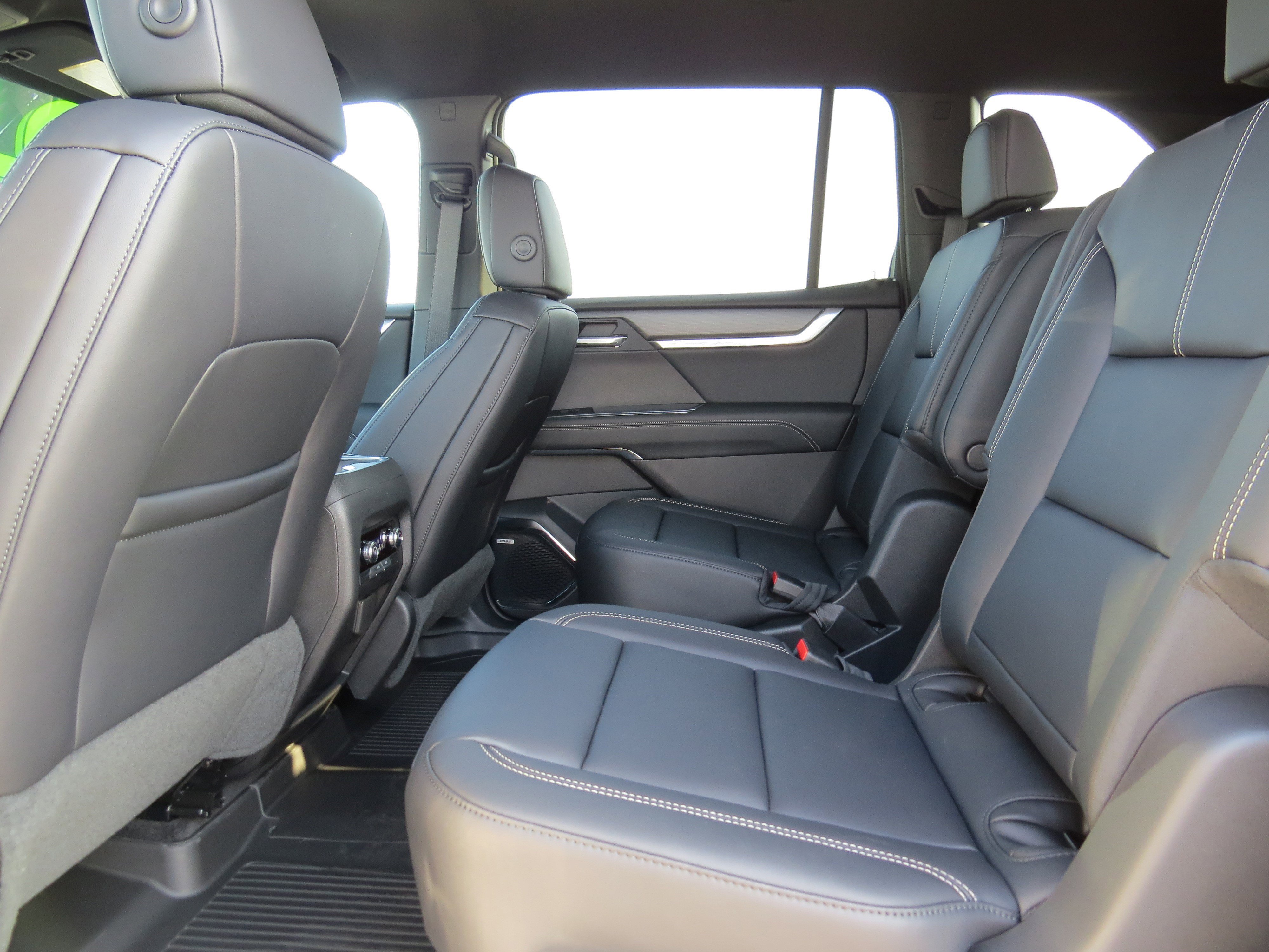 New 2026 GMC Acadia Elevation w/ Elevation Premium Package image 17