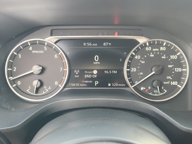 Used 2023 Nissan Rogue S FWD image 16