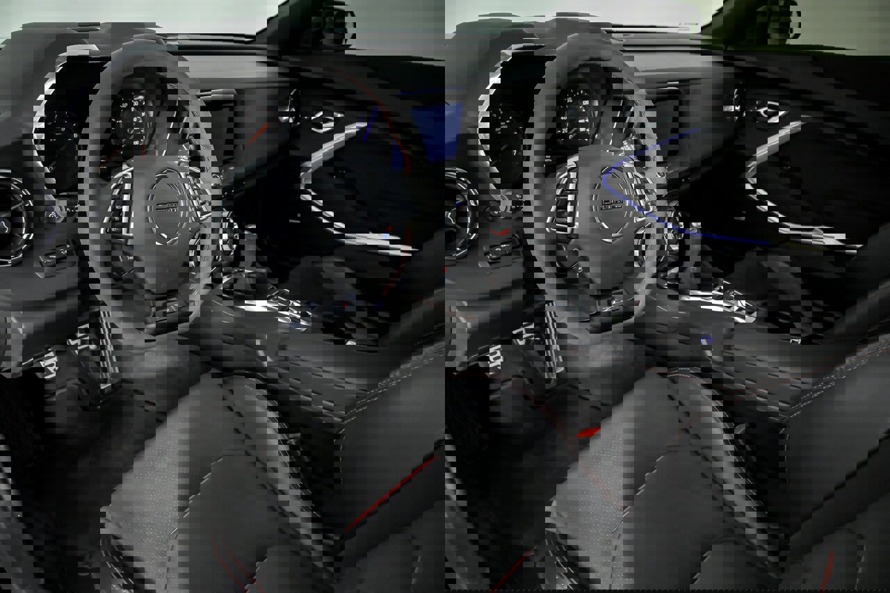 Used 2019 Chevrolet Camaro ZL1 image 21