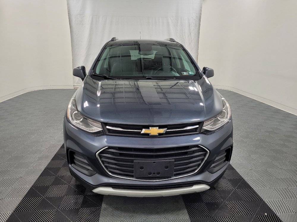 Used 2022 Chevrolet Trax LT w/ Driver Confidence Package AWD/4WD image 14