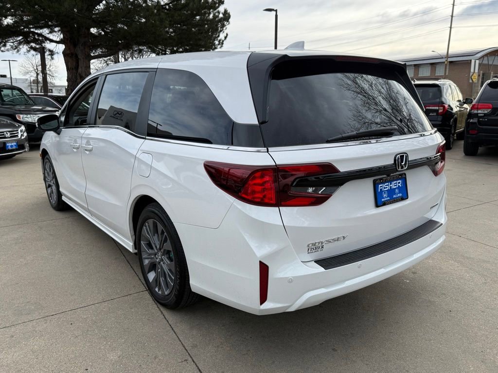 Certified 2026 Honda Odyssey Touring image 7