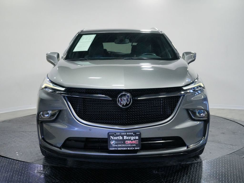 Used 2023 Buick Enclave Essence w/ Sport Touring Edition AWD/4WD image 2