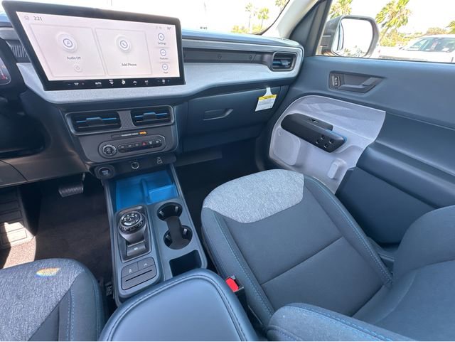 Used 2025 Ford Maverick XLT w/ Equipment Group 302A AWD/4WD image 14