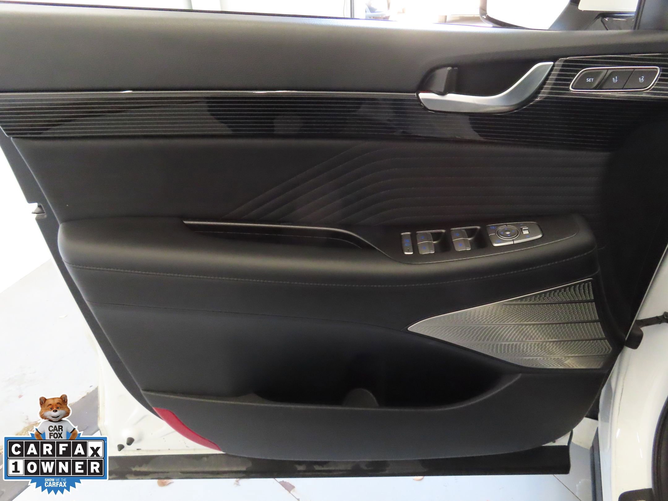 Used 2024 Hyundai Palisade Calligraphy image 11