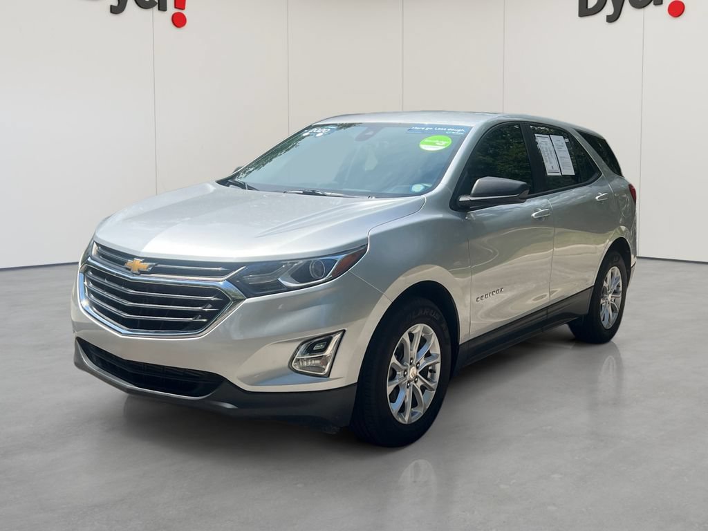 Used 2020 Chevrolet Equinox LS w/ LS Convenience Package FWD image 1