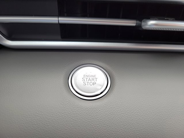 New 2026 Hyundai Elantra Sport FWD image 19